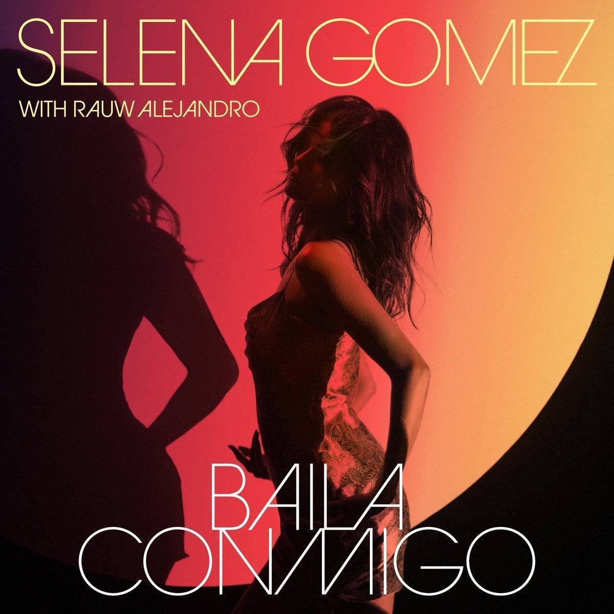 Selena Gomez & Rauw Alejandro – Baila Conmigo