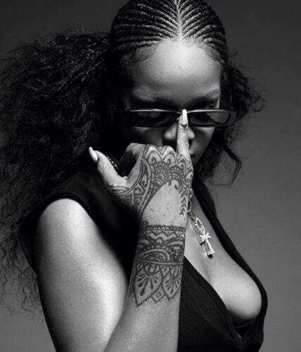Rihanna – Same Old Love